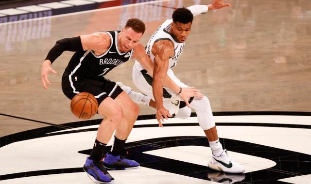 世界杯直播官网app下载入口-从手可摘星辰到血泊里打滚 逆境才更凸显英雄本色